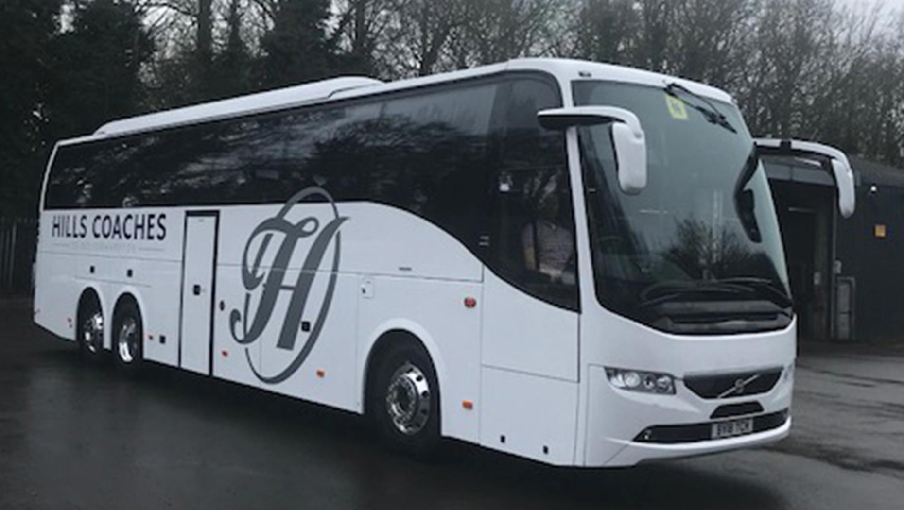 Integral Volvo 9700 fits the bill for Hills Coaches | Volvo Bus